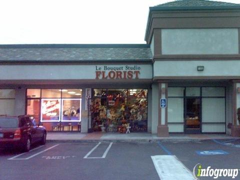 Le Bouquet Studio Florist