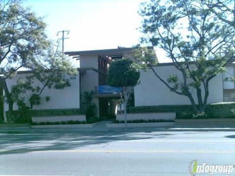 James W Lundquist Inc