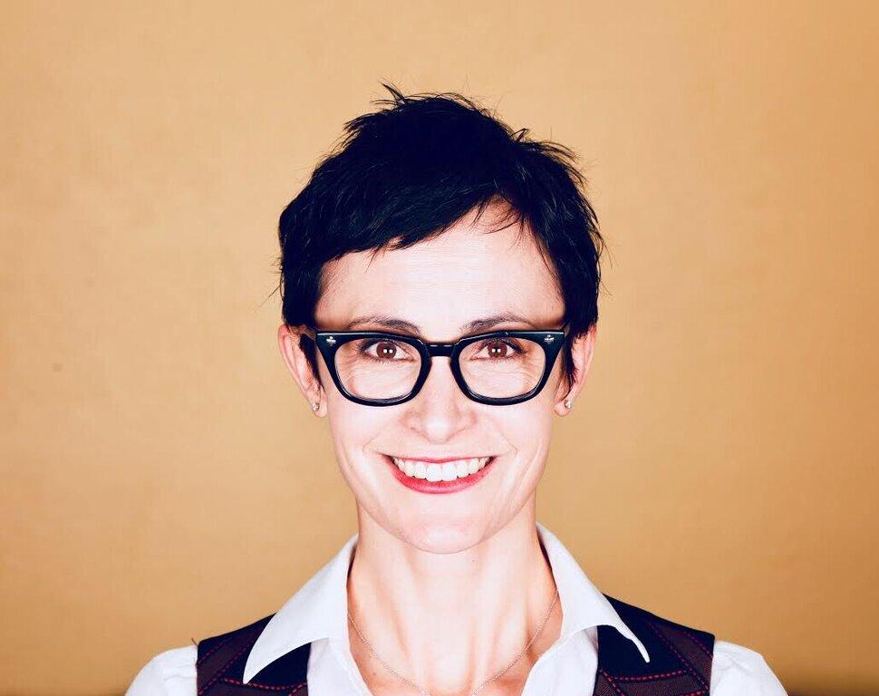 Merrill Lynch Financial Advisor Elise-Ariana Anderson