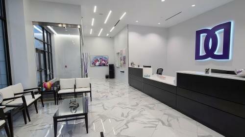 Derick Dermatology-Burr Ridge