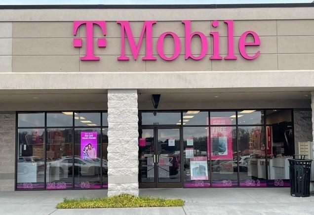 T-Mobile Experience Store