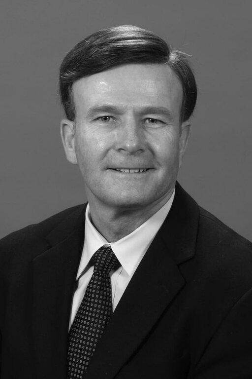 Edward Jones-Financial Advisor: J Pat Richter, Aams