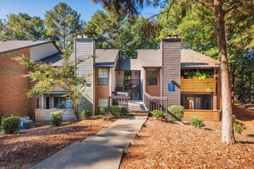 Regatta at Lake Lynn Apartments