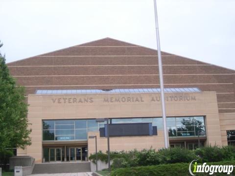 Iowa Wolves Basketball