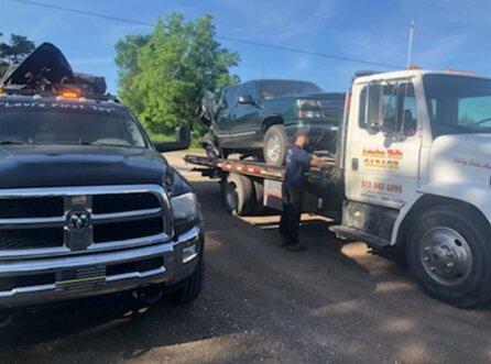 Artesian Wells Garage & Wrecker Service