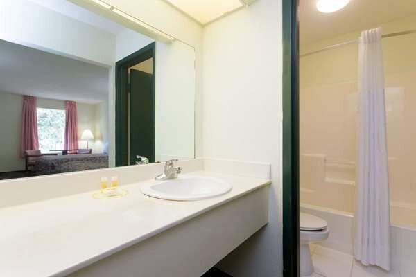 Days Inn by Wyndham Crystal River