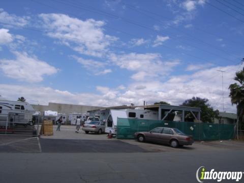 Camper & Trailer Outlets