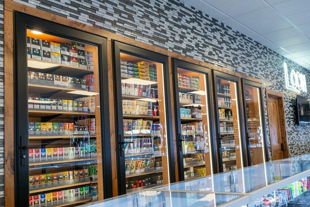 Moe's Smoke Shop