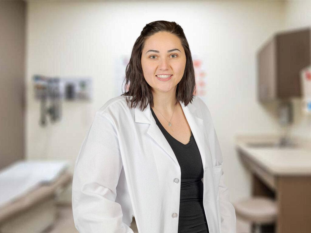 Elise Castelli, NP - Oak St. Health