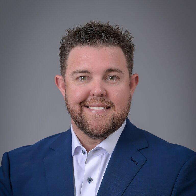 Merrill Lynch Financial Advisor Thomas Holder