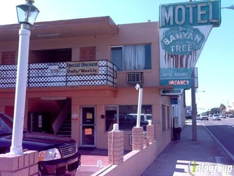 Banyan Tree Motel