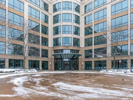 Regus-Illinois, Schaumburg-Woodfield Preserve