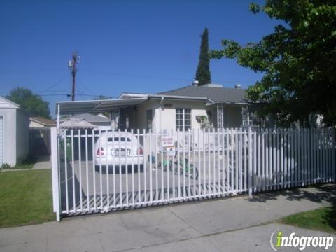 AAA Galaxy Sedan and Limo Limousine Service Company in Los Angeles CA