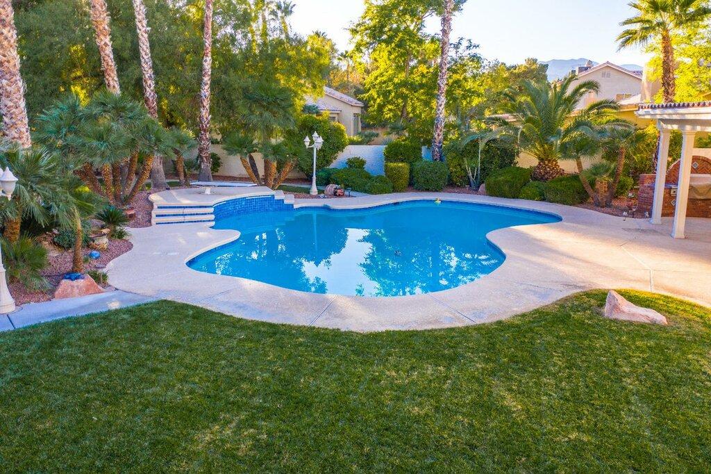 Coach Crete’s Home Team