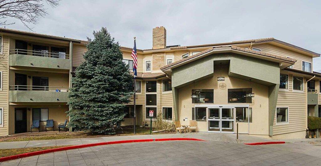 Holiday Lakewood Estates