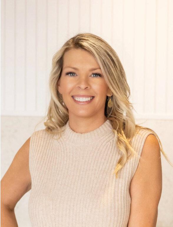 RE/MAX Coastal Homes: Sirrekka Regan, Realtor