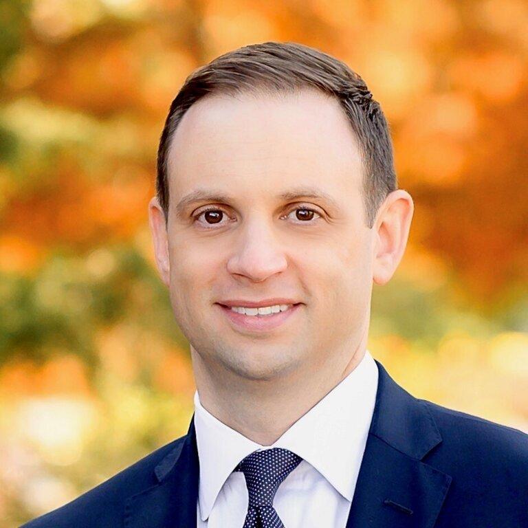 Merrill Lynch Financial Advisor Louis Spinelli