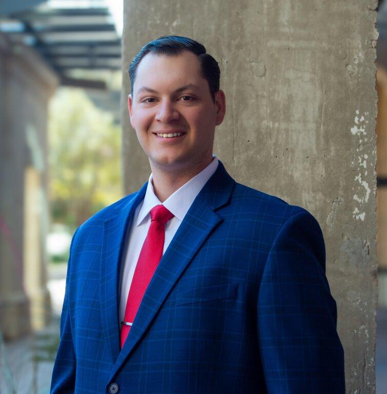 Merrill Lynch Financial Advisor Zachary Noble