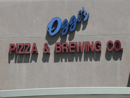 Oggi's Sports | Brewhouse |Pizza