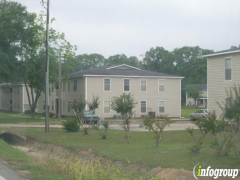 Claiborne Arms Apartments