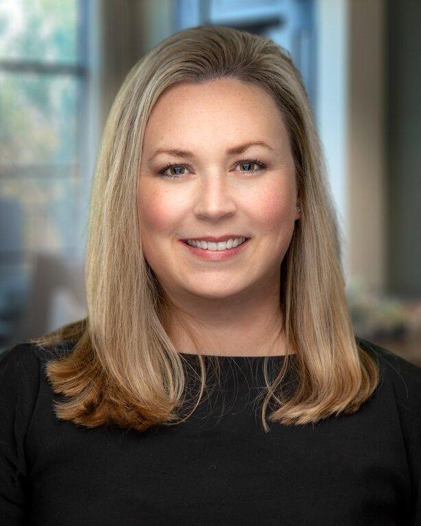 Merrill Lynch Financial Advisor Holli Shull