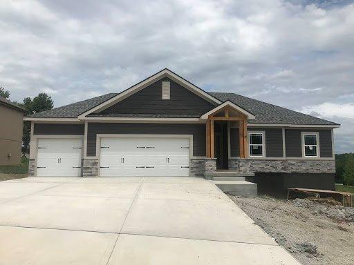 Walker Custom Homes LLC