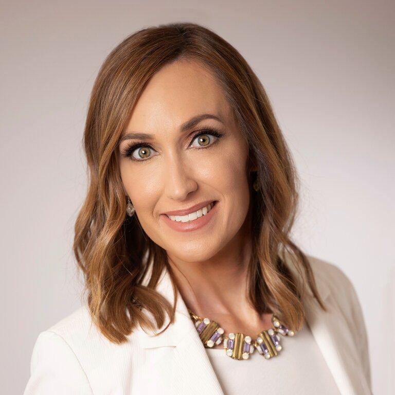 Merrill Lynch Financial Advisor Tracy Martin