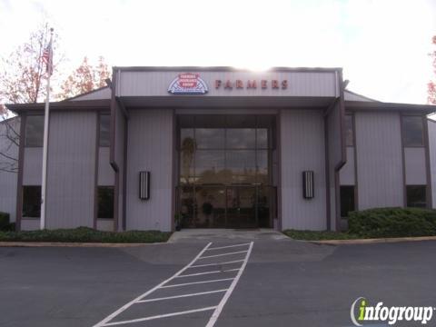 Farmers Insurance-Daniel Logan