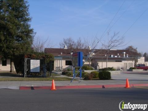 Cole Elementary School Cafeteria
