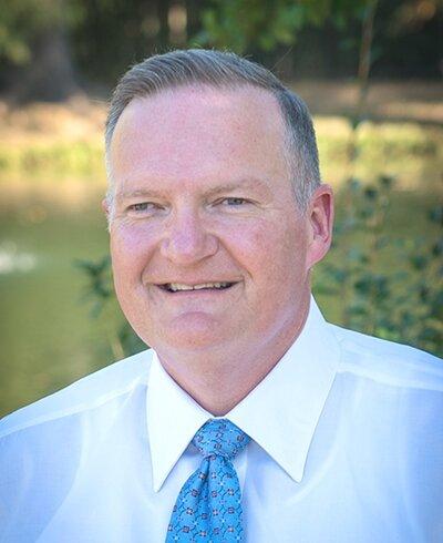Steve Jones-Private Wealth Advisor, Ameriprise Financial Services, LLC