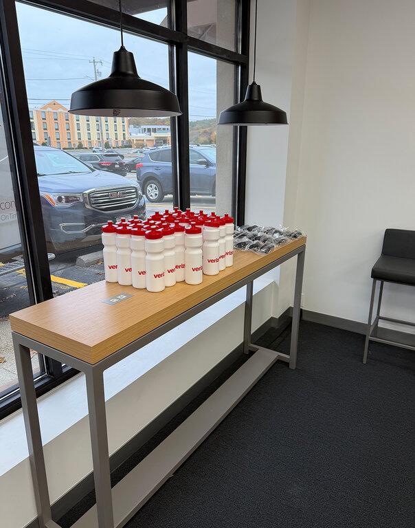 Russell Cellular-Verizon Authorized Retailer