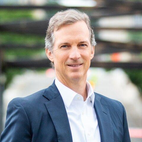 Merrill Lynch Financial Advisor Ian Robb Patrick