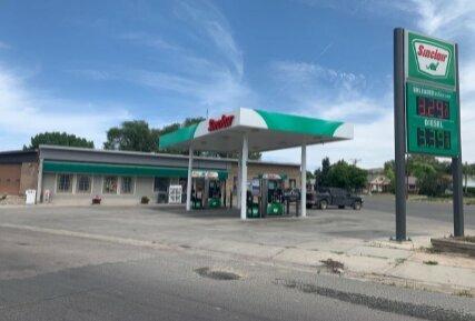 Sinclair Gas Station