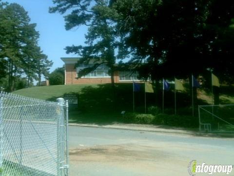 Chantilly Montessori School