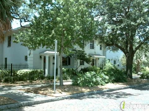 Earl A Quenneville Archetect