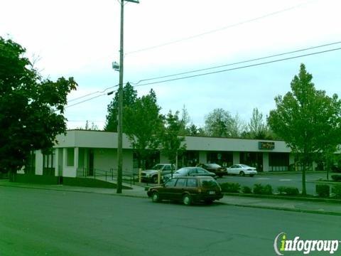 Dr. Trang Nguyen - Woodstock Dental