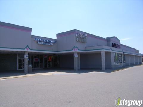 Daniel S Lazar DPM PC