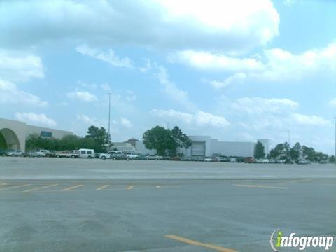 Visible Changes (Inside Willowbrook Mall)