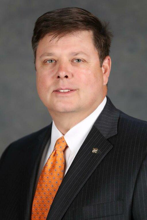 Edward Jones-Financial Advisor: David McNeely, Cepaaams