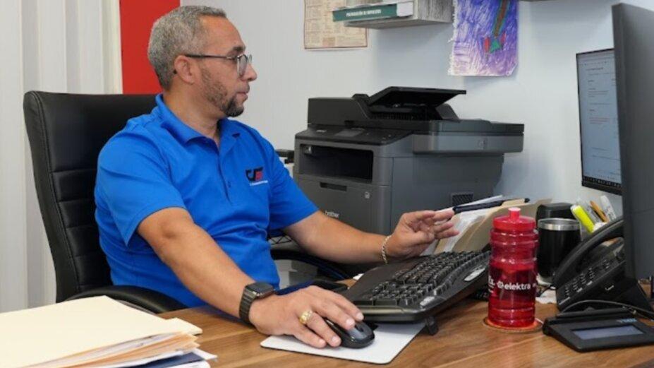 C & E Communications