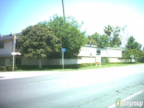 The Knolls Apartments