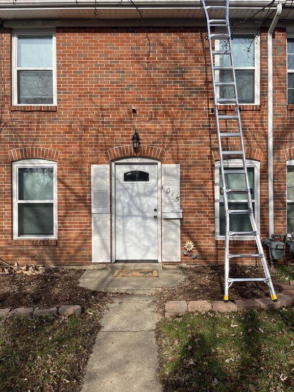 Robert J Roofing and Exteriors