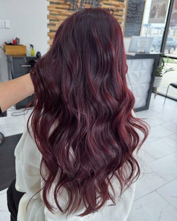 Long’s Hair Studio