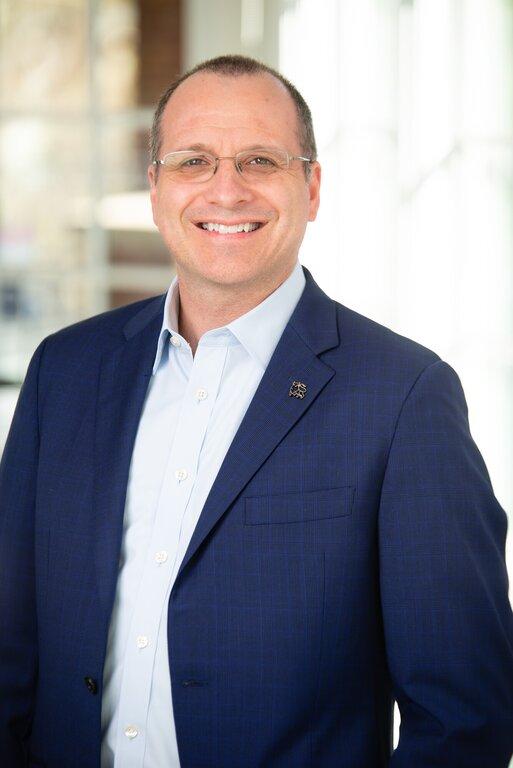 Merrill Lynch Financial Advisor Steven Lang