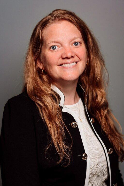 Merrill Lynch Financial Advisor Nina Cowart