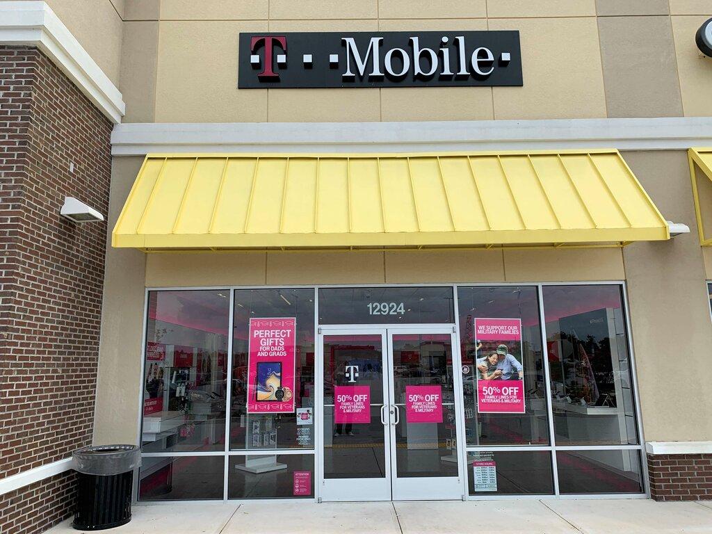 T-Mobile Authorized Retailer