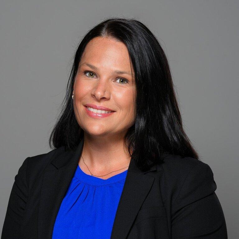 Merrill Lynch Financial Advisor Valerie Rhodes