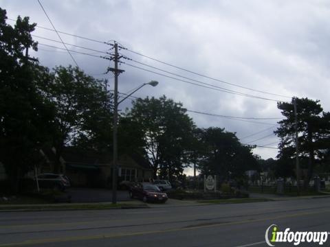 Samantha Siclair, DVM - Crossroads Animal Hospital