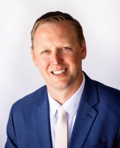 Mark Presteng-Private Wealth Advisor, Ameriprise Financial Services, LLC