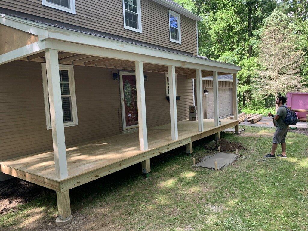 Valor Roofing & Construction LLC